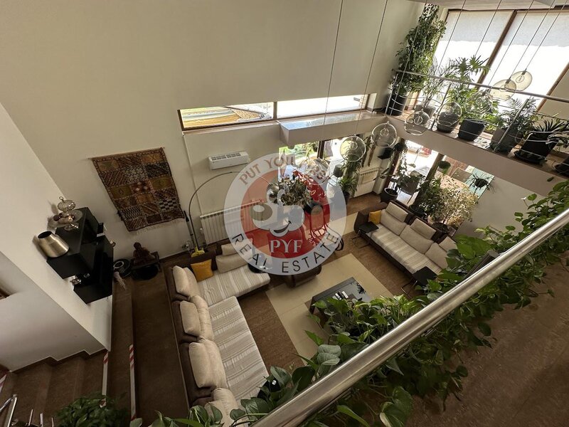 Iancu Nicolae | Vila 8 camere | decomandata | 420mp | B8714